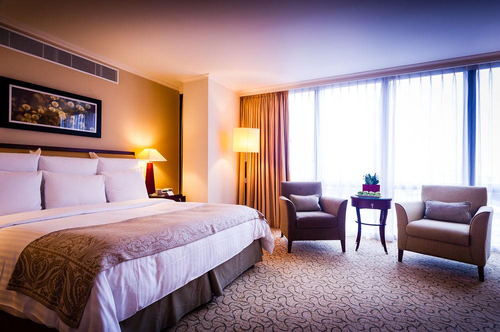 London Marriott Hotel Canary Wharf Екстер'єр фото A room at the hotel