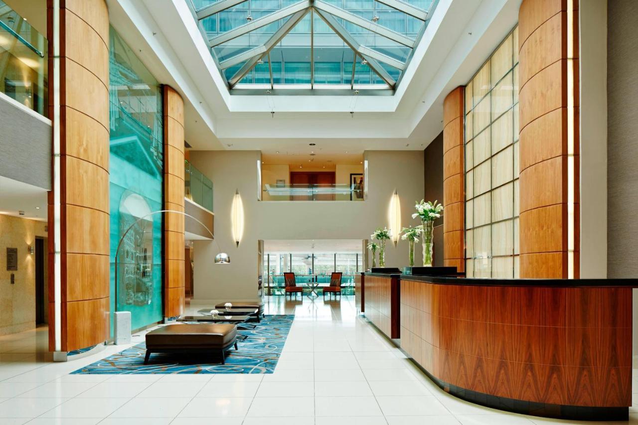 London Marriott Hotel Canary Wharf Екстер'єр фото The lobby of the Westin Palace, Brussels