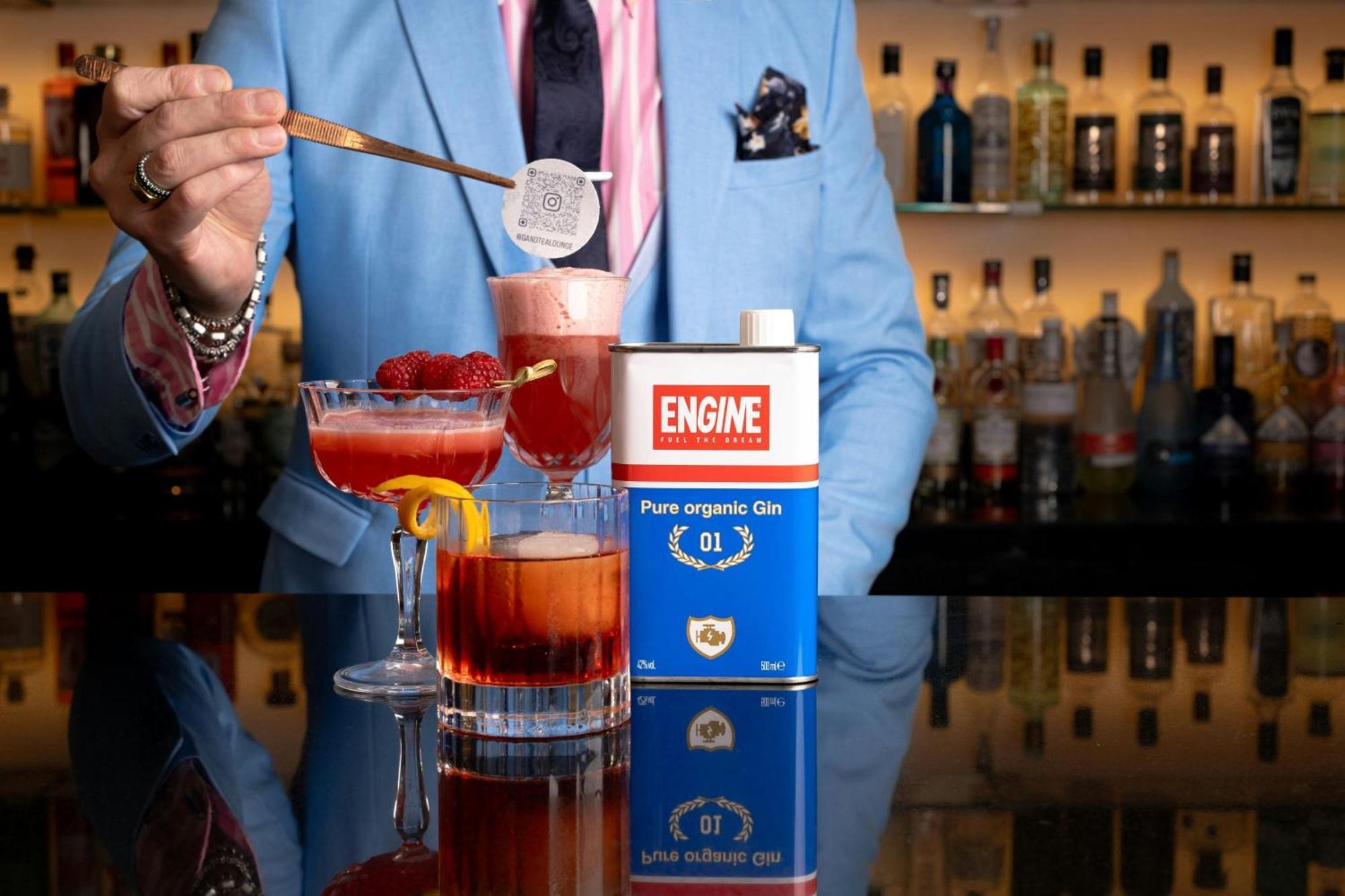 London Marriott Hotel Canary Wharf Екстер'єр фото Engine Gin